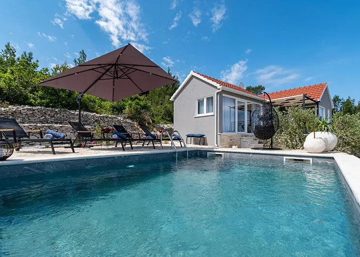 1 Bedroom Beautiful In Σπίτι διακοπών