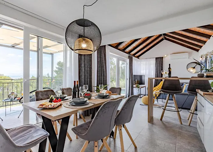 1 Bedroom Beautiful In Σπίτι διακοπών