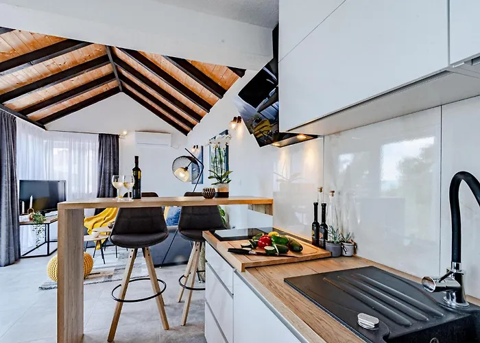 1 Bedroom Beautiful In Ferienhaus